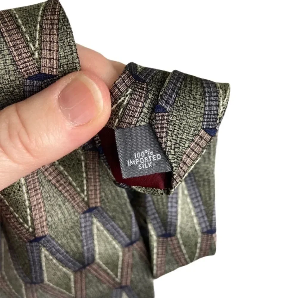 3/$15 Henry Grethel Silk Necktie Diamond Pattern